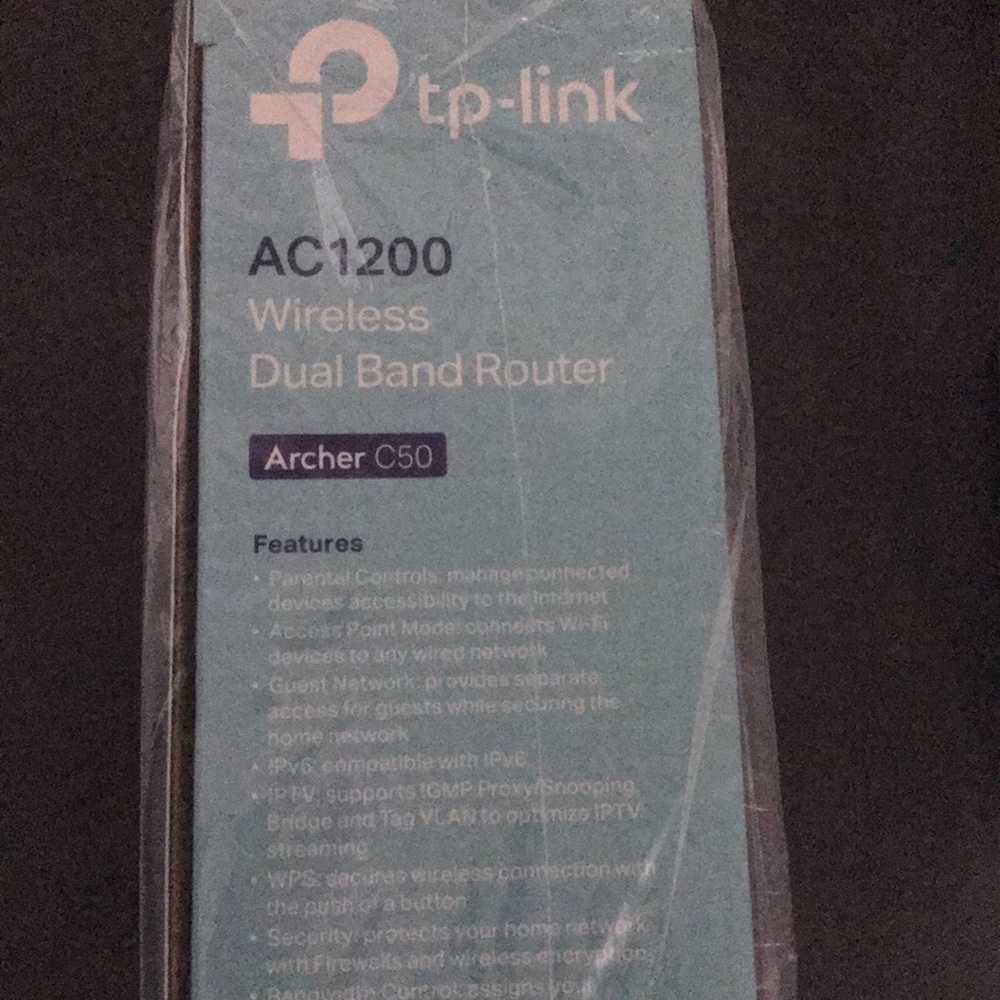 TP-Link AC 1200 Wireless Router - Picture 2 of 2